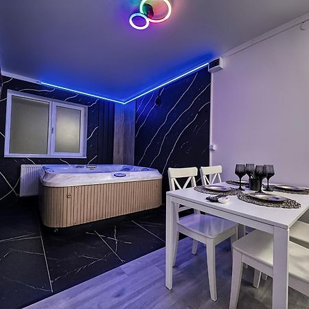 Luxor - Jacuzzi&Cozy Apartments Sibiu Eksteriør billede